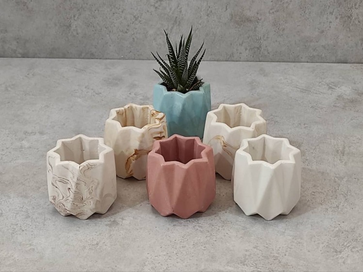 خرید و قیمت گلدان سنگی لوتوس ۷سانتی